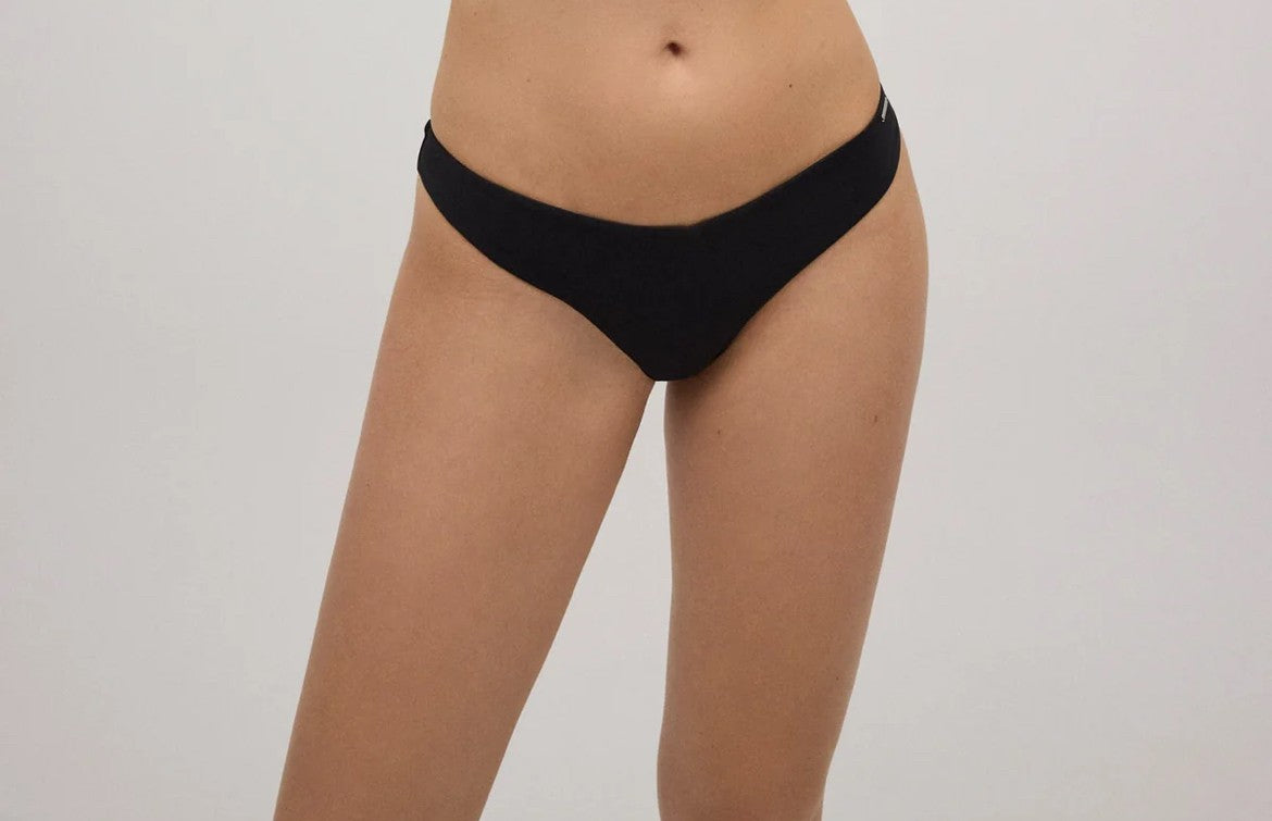 Bikini Brasileña. Ysabel Mora